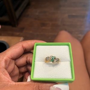 Emerald/diamond ring